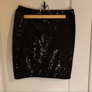 Aritzia Talula Sequins Skirt - Size M